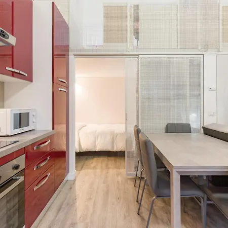 Private In Shared Homestay Verona
